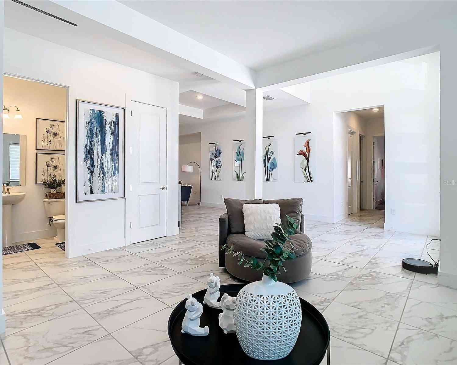 8731 Sanders Tree Loop, Wesley Chapel, Florida image 7
