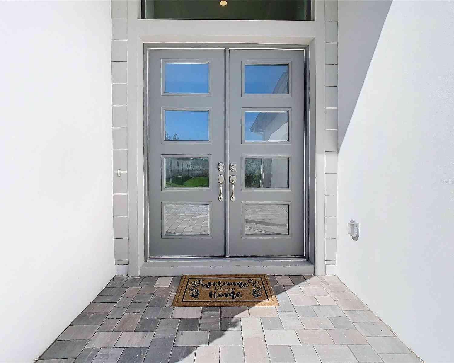 8731 Sanders Tree Loop, Wesley Chapel, Florida image 3