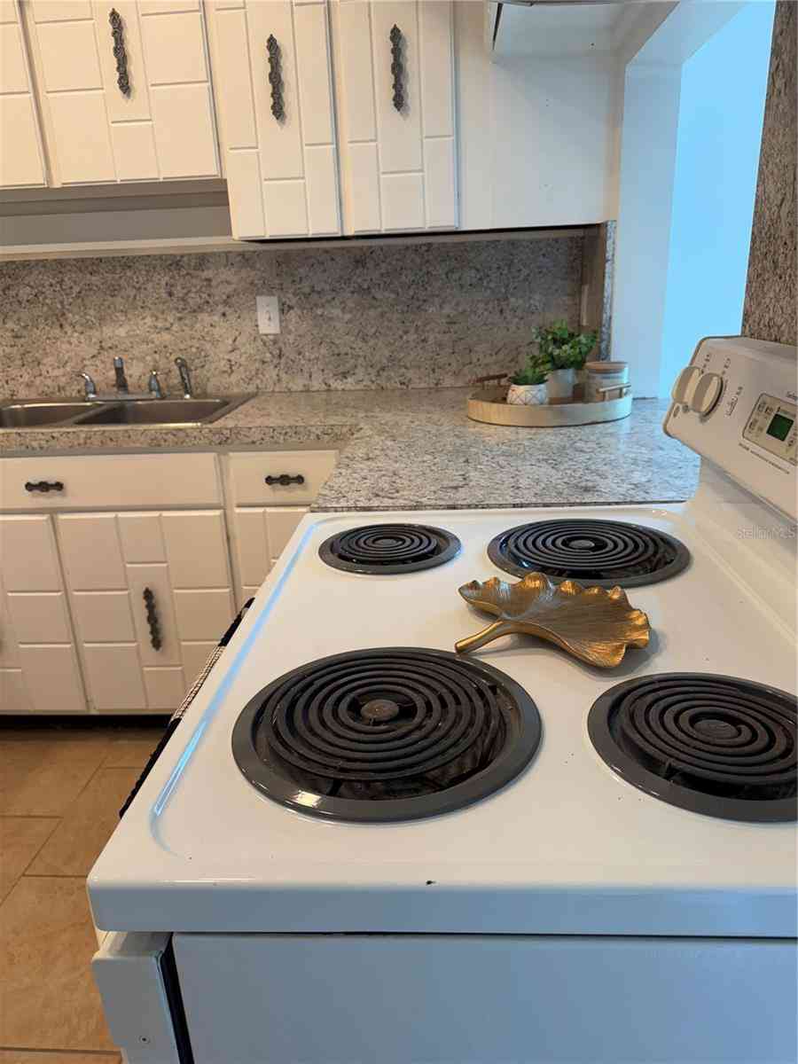 20 Annapolis Lane, Rotonda, Florida image 17