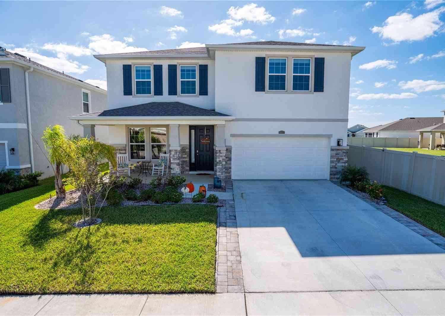 8493 Hardy Bay Loop, Wesley Chapel, Florida image 2