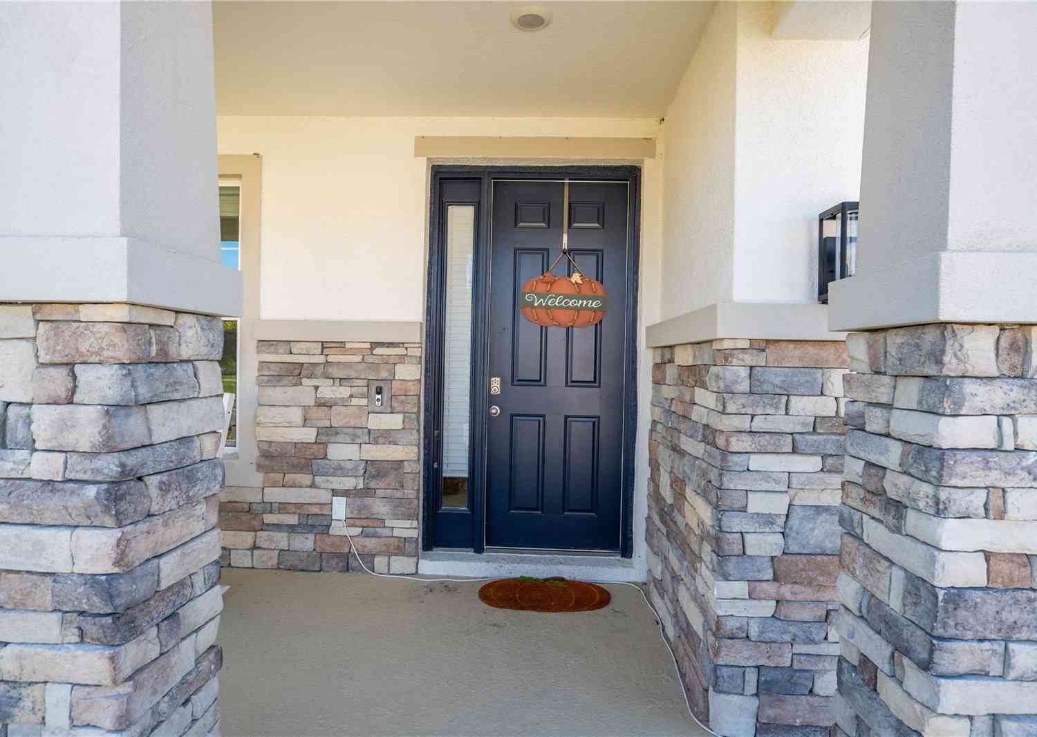 8493 Hardy Bay Loop, Wesley Chapel, Florida image 5