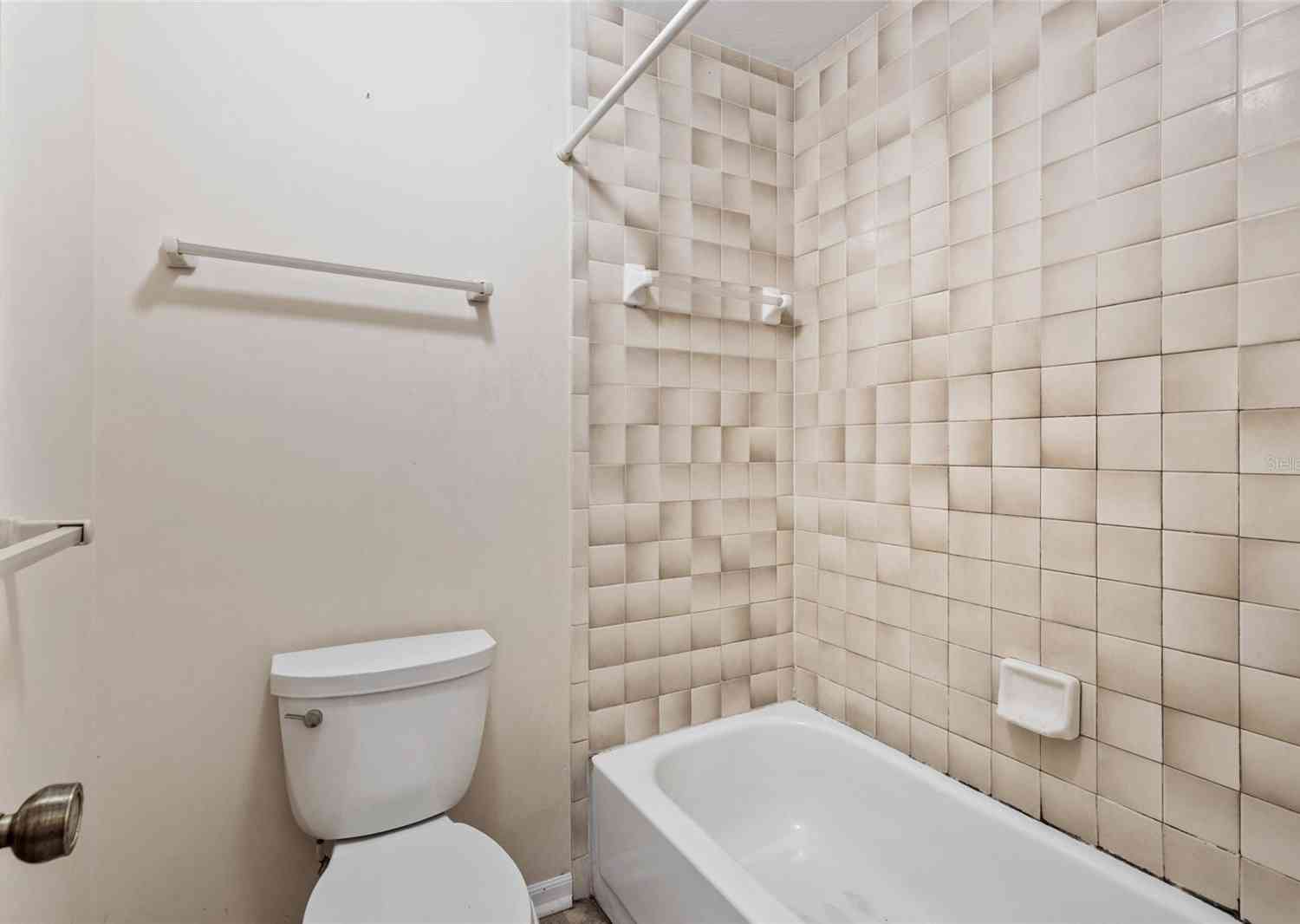 6227 SW 8th Place, GAINESVILLE, Florida image 11