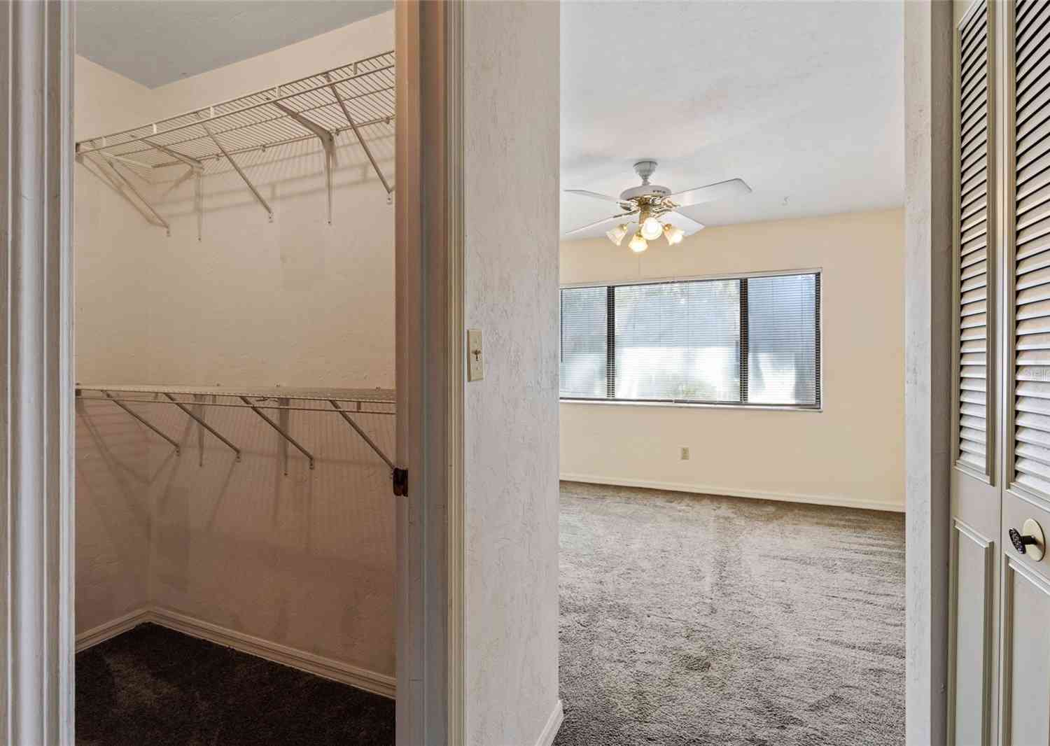 6227 SW 8th Place, GAINESVILLE, Florida image 6