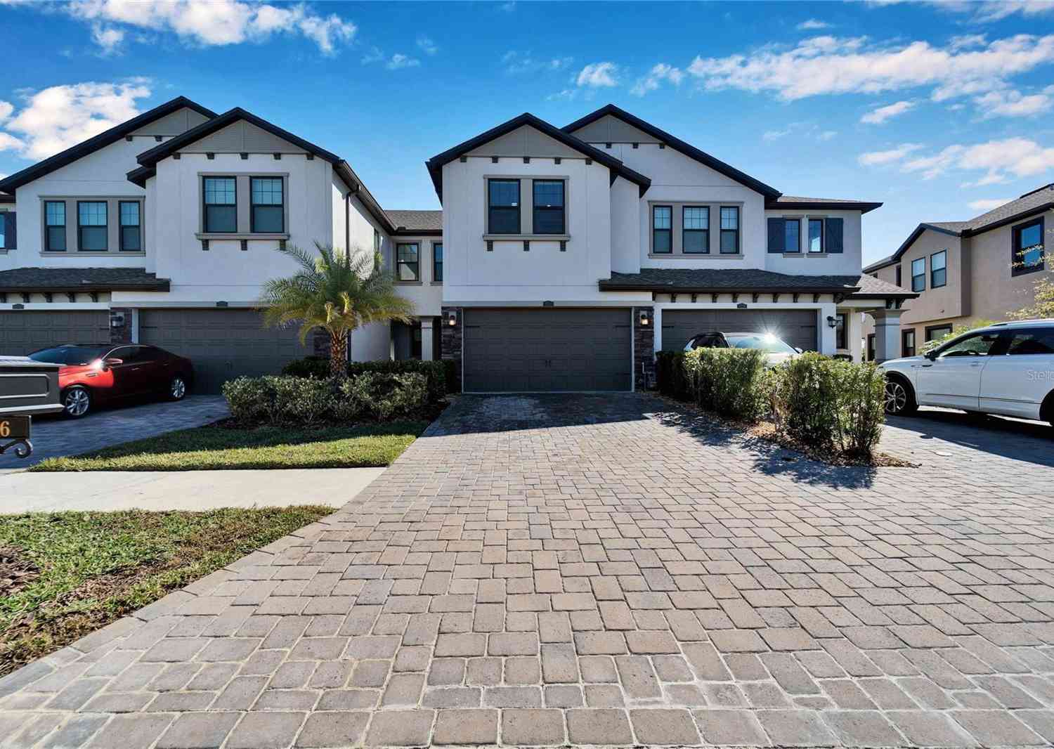 4564 Almada Lane, Wesley Chapel, Florida image 1