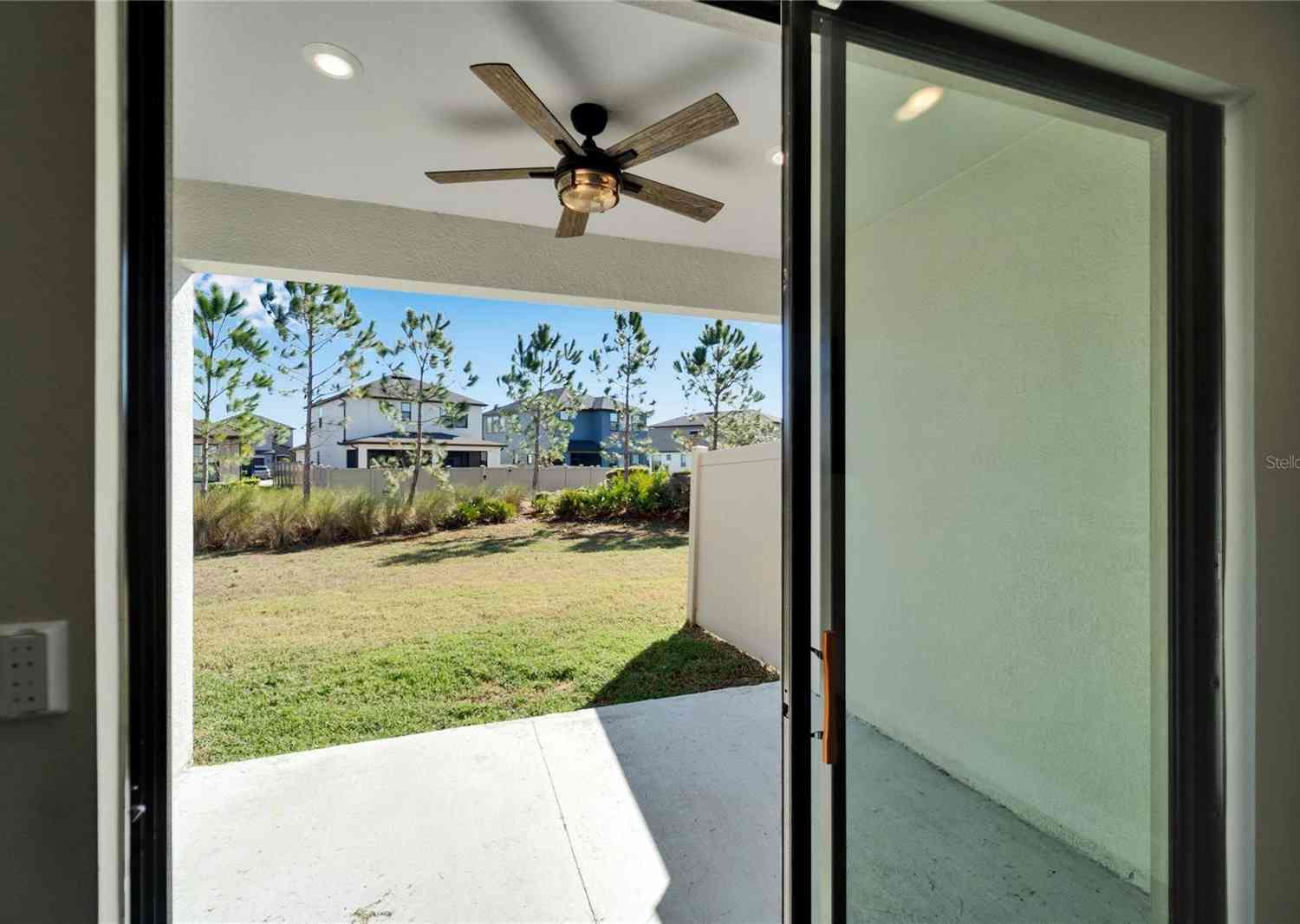 4564 Almada Lane, Wesley Chapel, Florida image 46