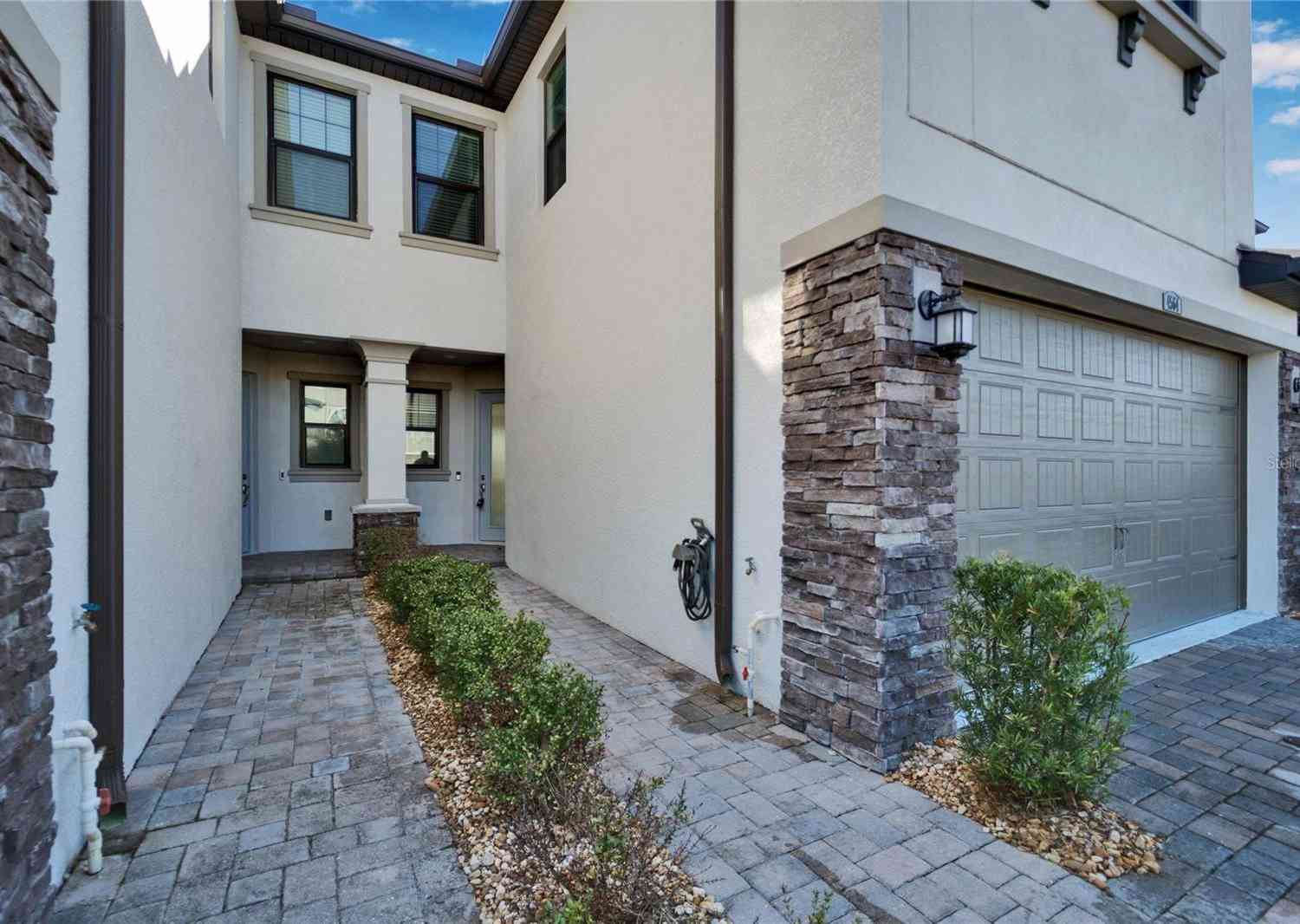 4564 Almada Lane, Wesley Chapel, Florida image 3