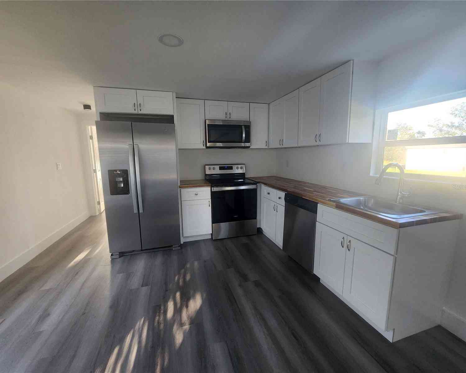 7902 Blair Drive, Wesley Chapel, Florida image 6