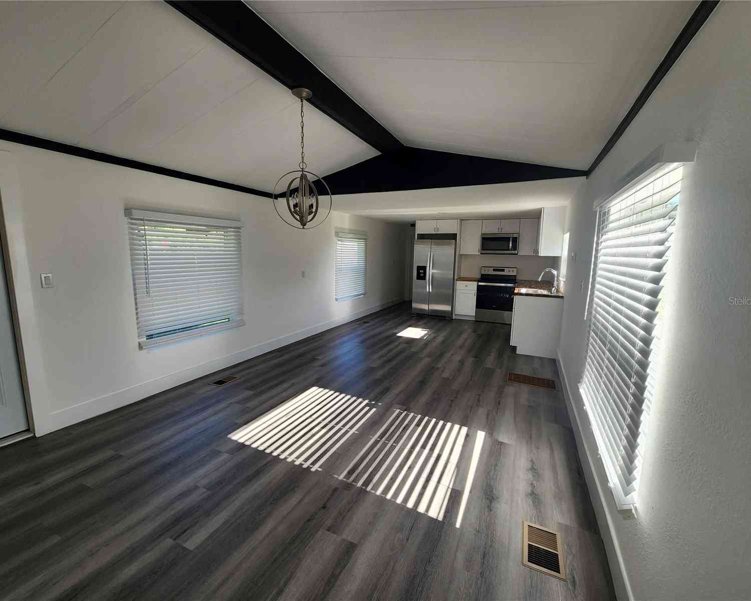 7902 Blair Drive, Wesley Chapel, Florida image 4