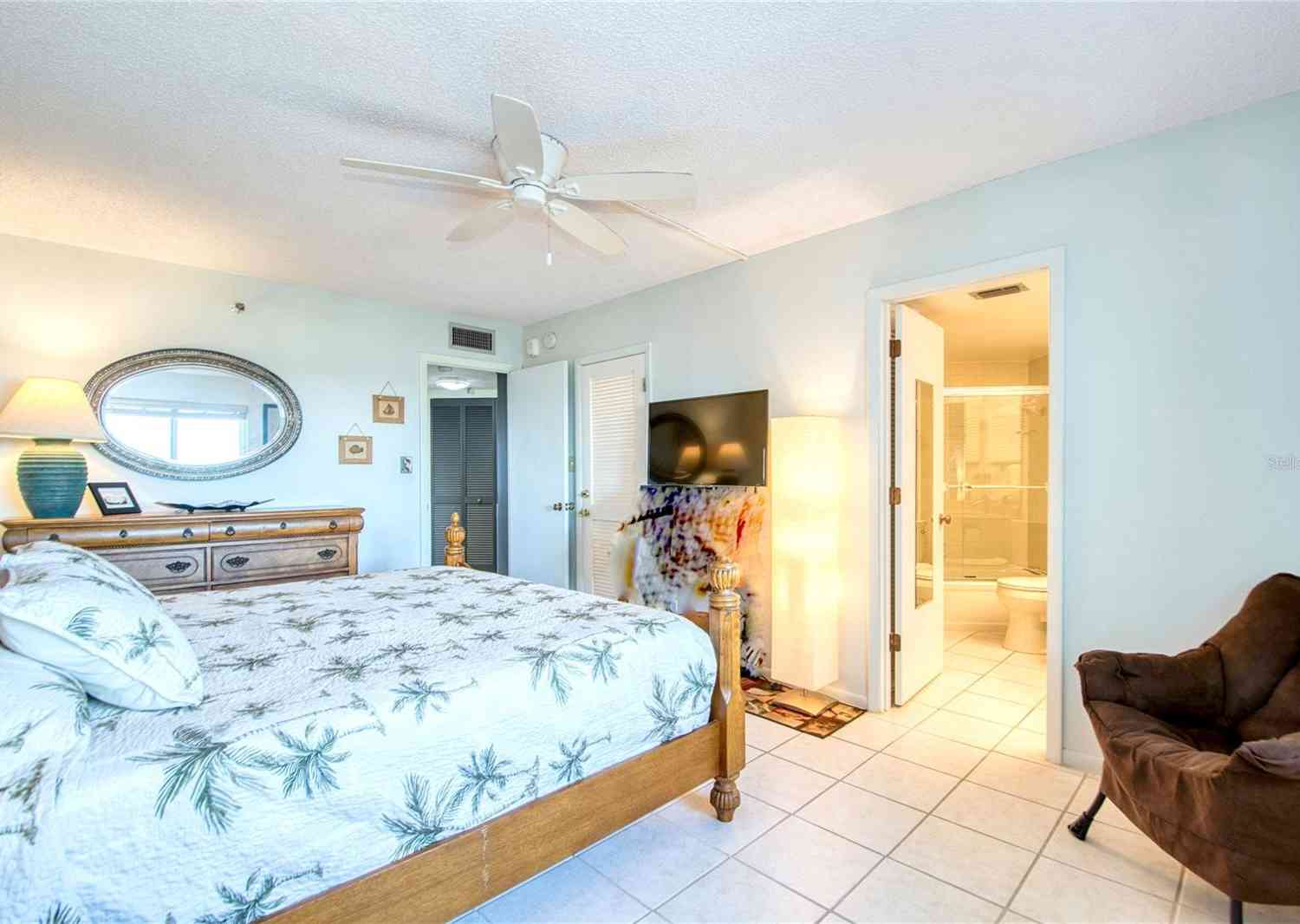 2618 Gulf Boulevard #407, INDIAN ROCKS BEACH, Florida image 23