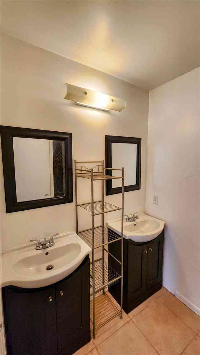 2601 SW Archer Road #K242, GAINESVILLE, Florida image 13