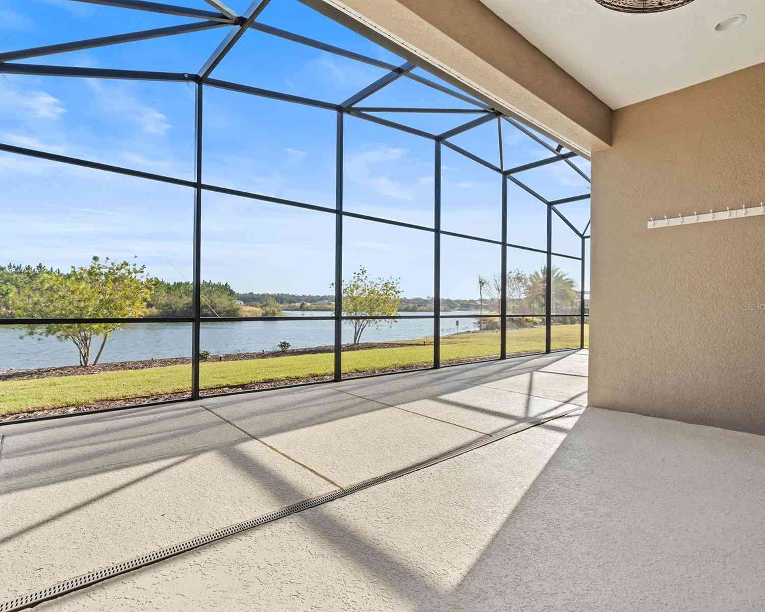 8664 Bridgeport Bay Circle, MOUNT DORA, Florida image 16