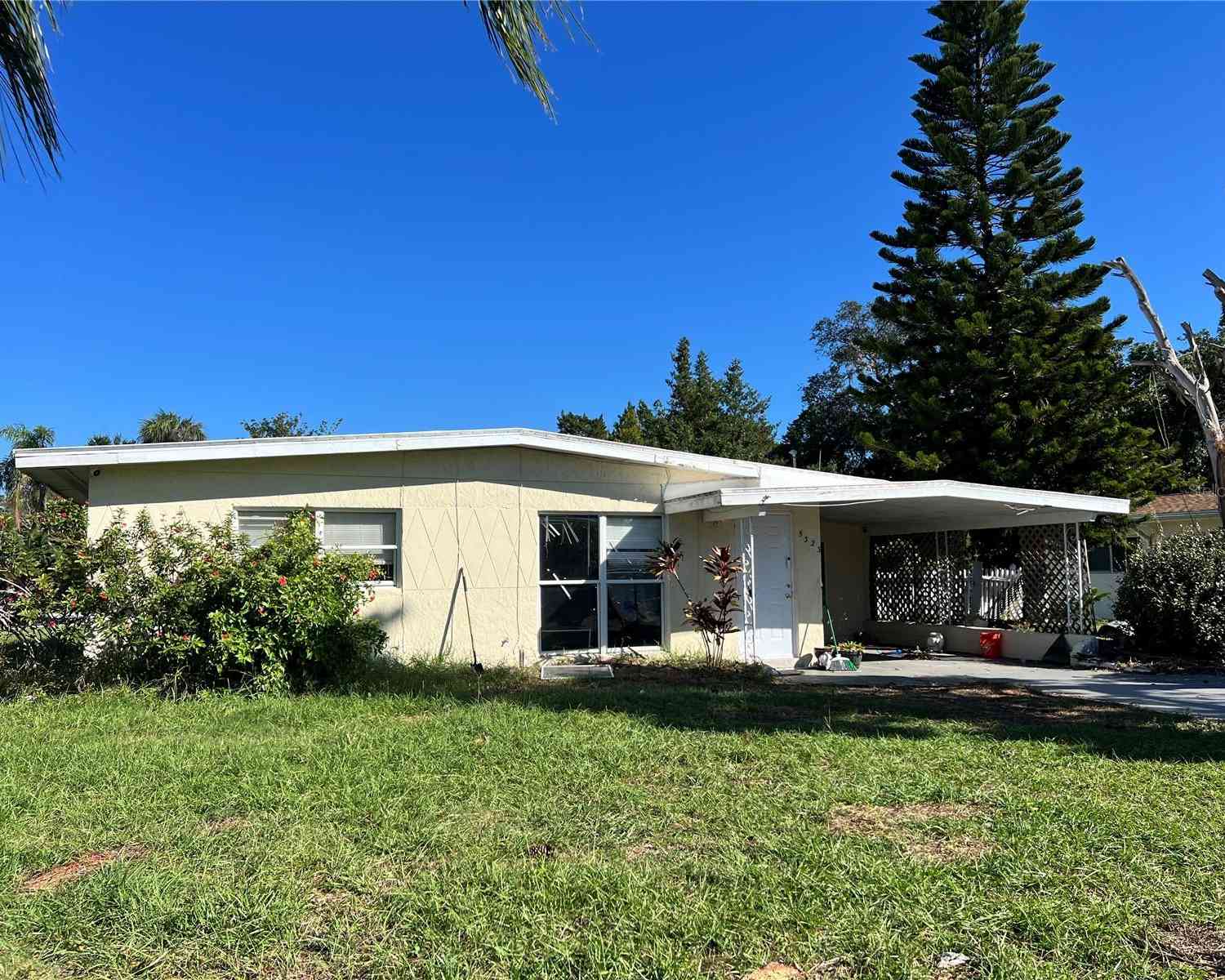 5323 Carlton Road, New Port Richey, Florida image 2