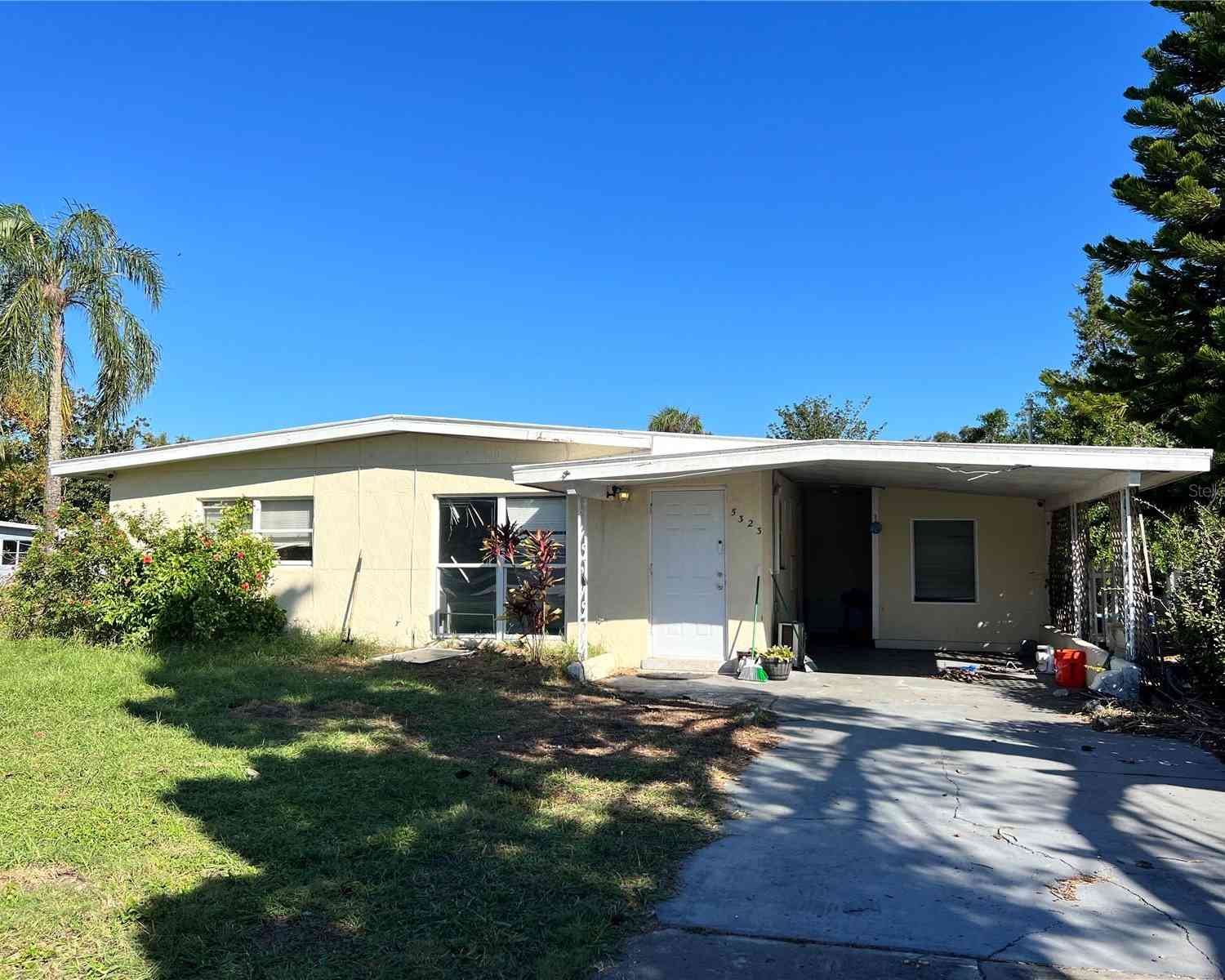 5323 Carlton Road, New Port Richey, Florida image 1