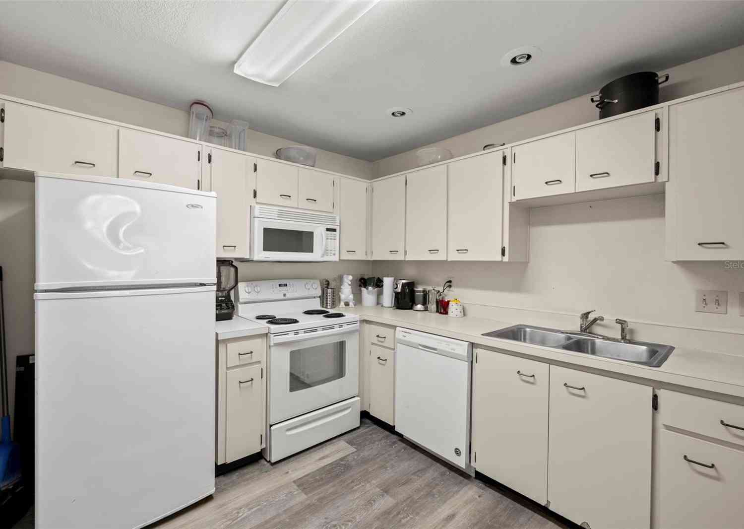2101 Fox Chase Boulevard #106, PALM HARBOR, Florida image 13