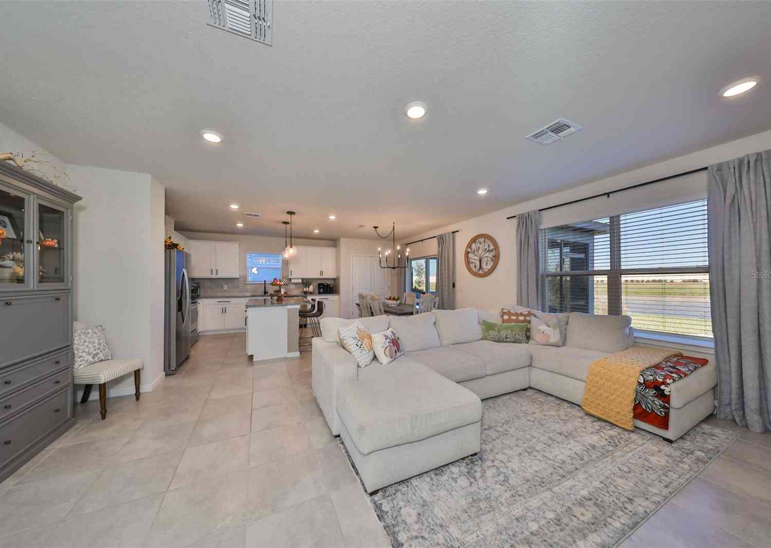 8308 Reefbay Cove, PARRISH, Florida image 6