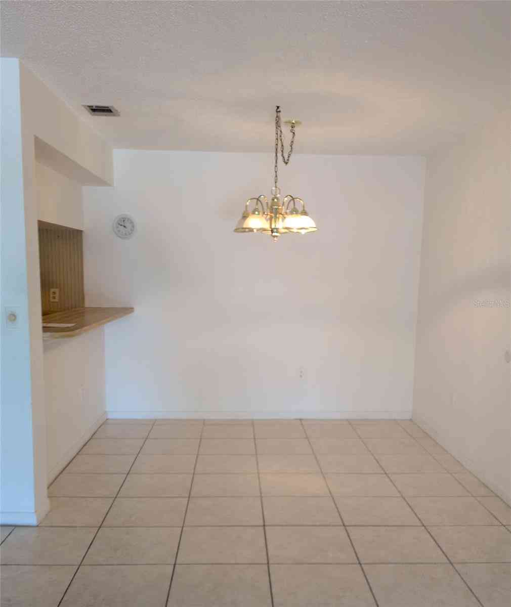 642 Bird Bay Drive #205, VENICE, Florida image 2