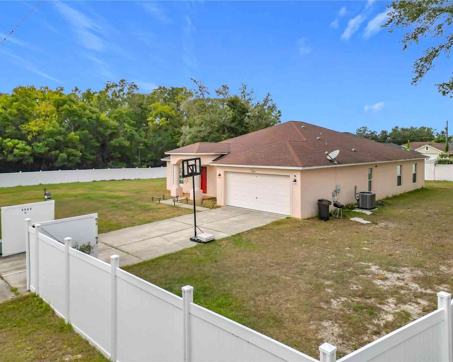 8335 SE 162nd Place, SUMMERFIELD, Florida image 18