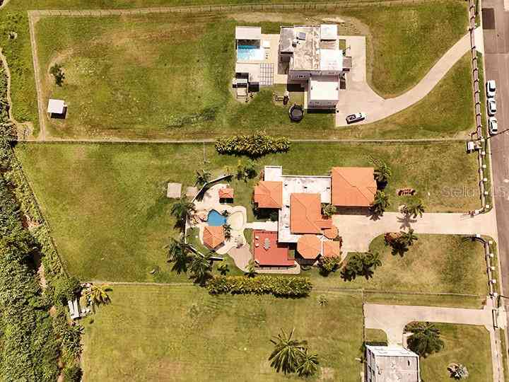 Carr 723 Km Urb. Praderas #B17, AIBONITO, Puerto Rico image 5