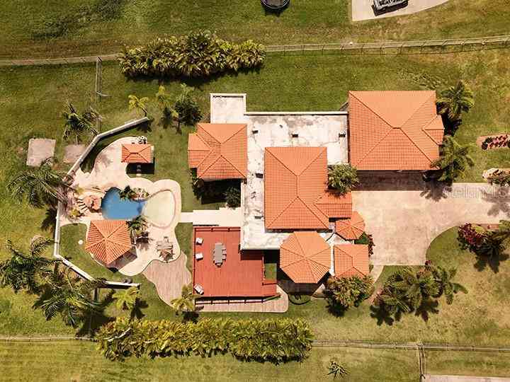 Carr 723 Km Urb. Praderas #B17, AIBONITO, Puerto Rico image 6