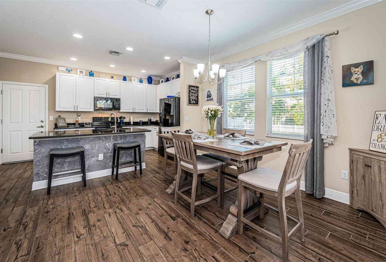 10595 Marsha Drive, New Port Richey, Florida image 3
