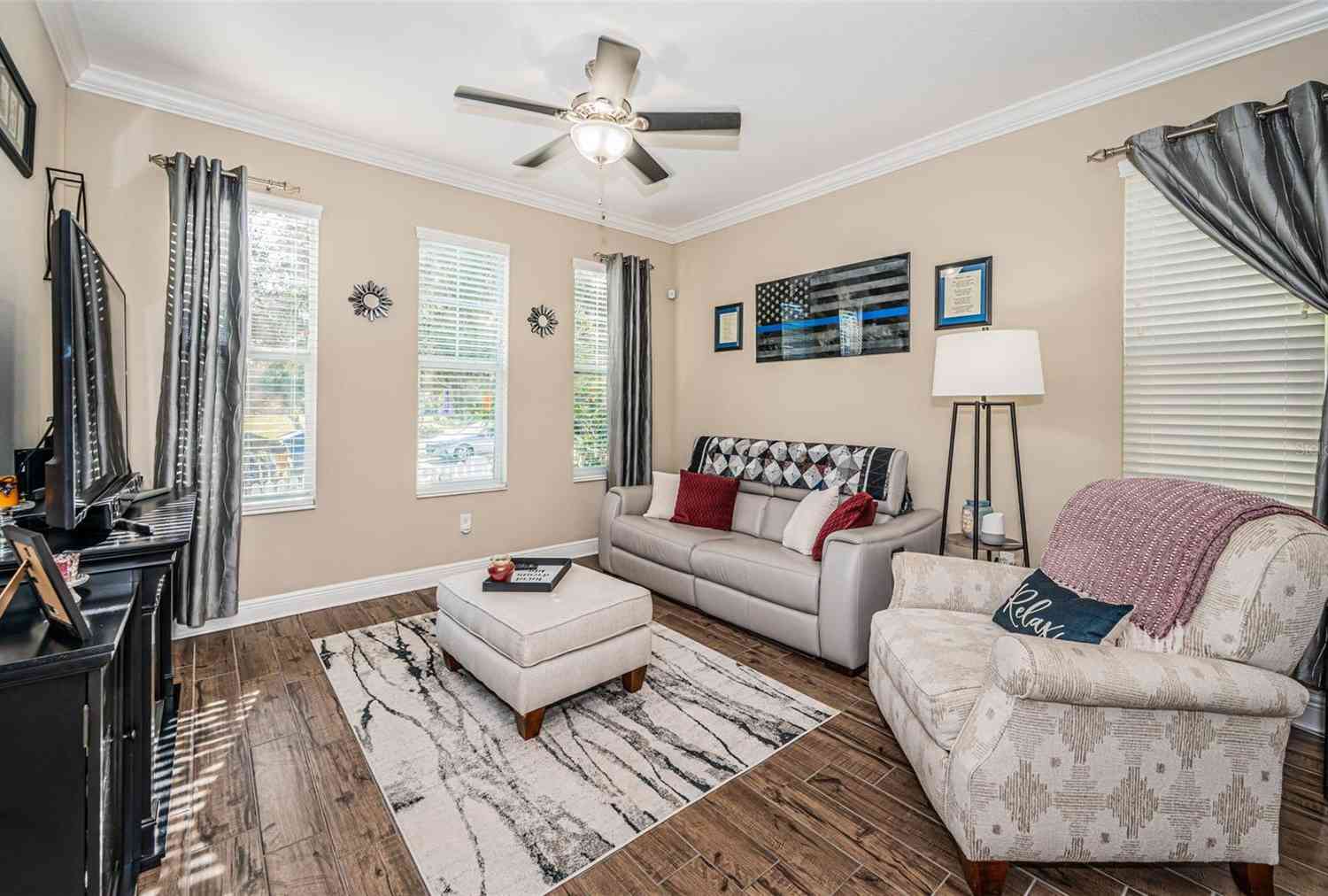 10595 Marsha Drive, New Port Richey, Florida image 2