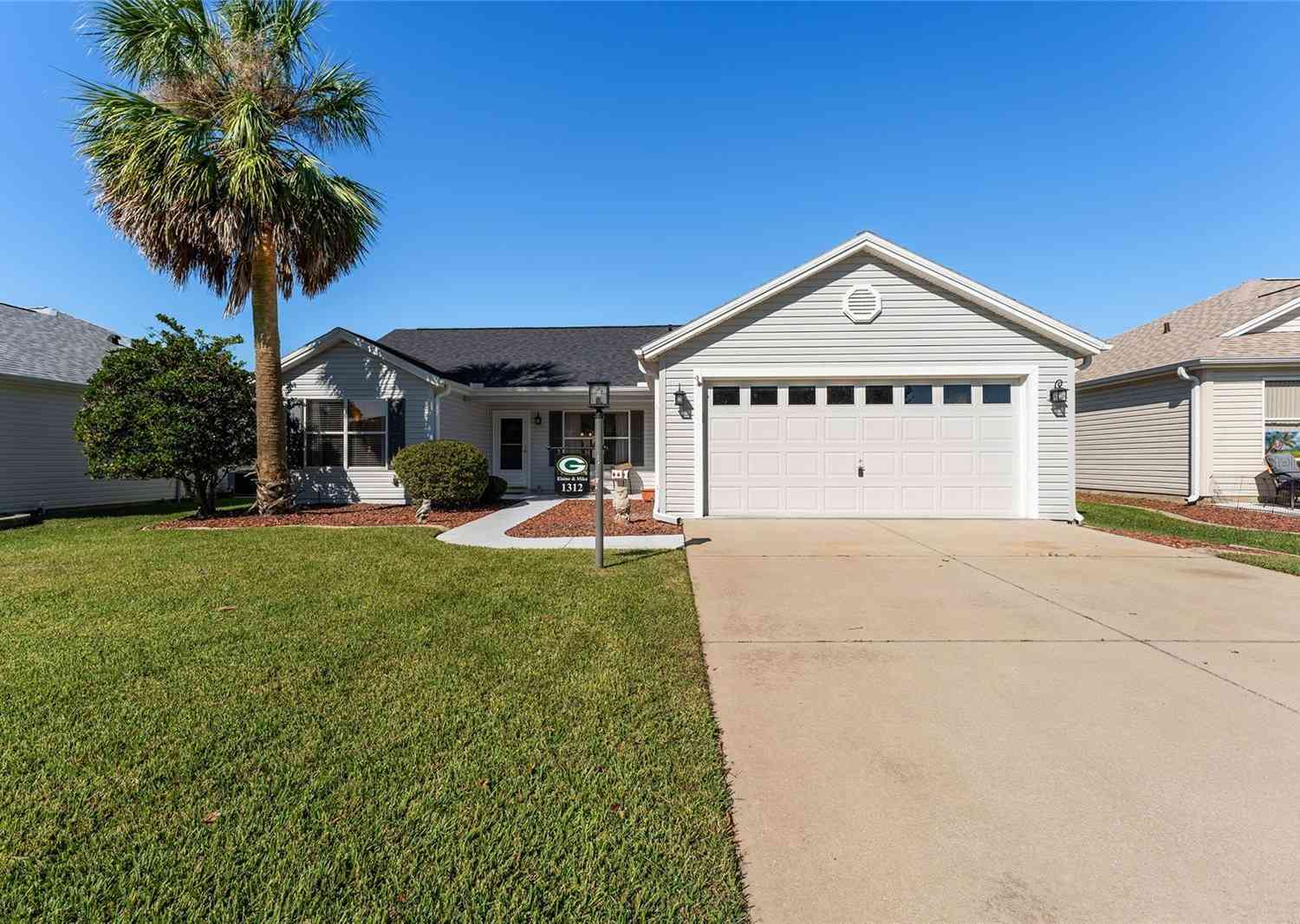 1312 Landeros Lane, THE VILLAGES, Florida image 3