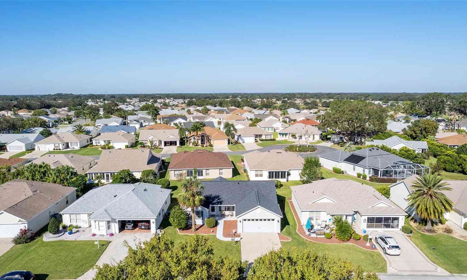 1312 Landeros Lane, THE VILLAGES, Florida image 39