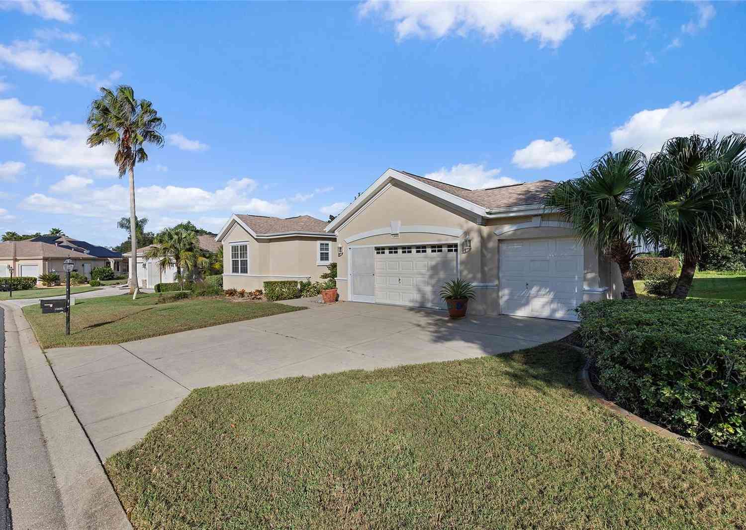 13495 SE 93rd Court Road, SUMMERFIELD, Florida image 2