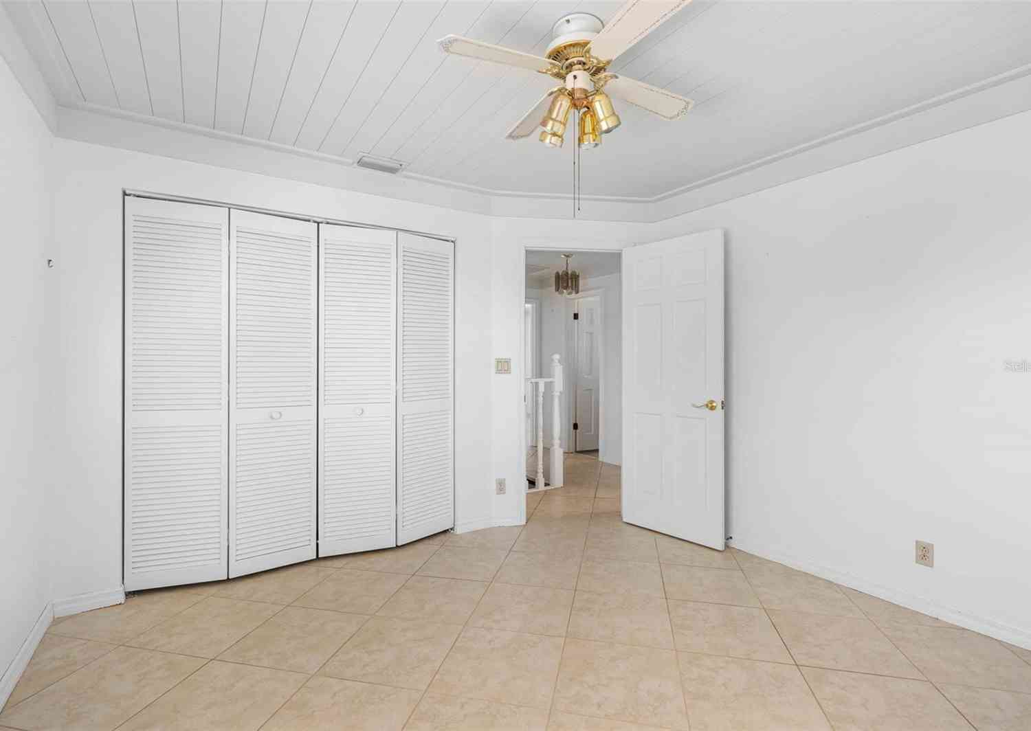 1104 Kingfish Place, Apollo Beach, Florida image 33