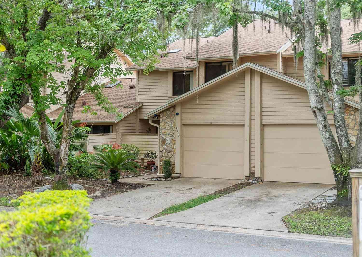 358 Winchester Court, LONGWOOD, Florida image 2