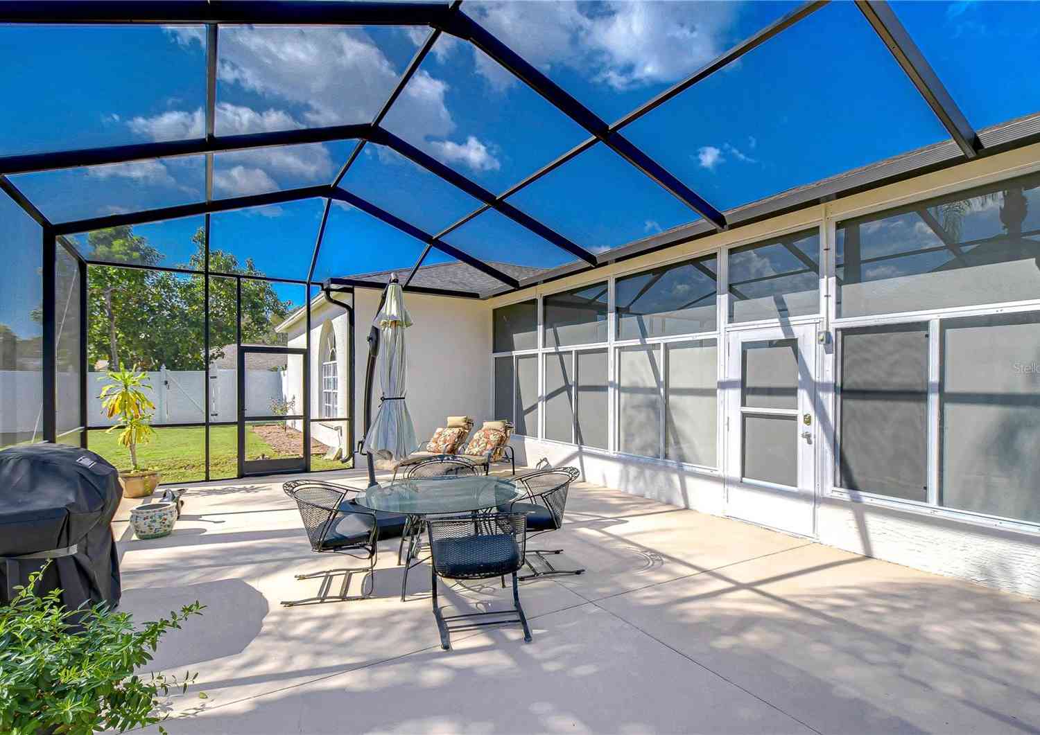 8704 Cypress Lakes Boulevard, New Port Richey, Florida image 24