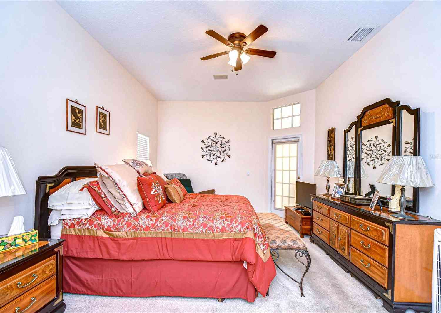 8704 Cypress Lakes Boulevard, New Port Richey, Florida image 9