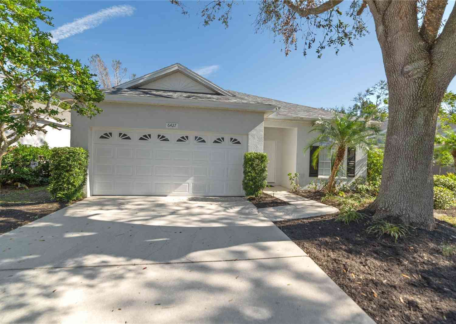 6427 Golden Leaf Court, LAKEWOOD RANCH, Florida image 23