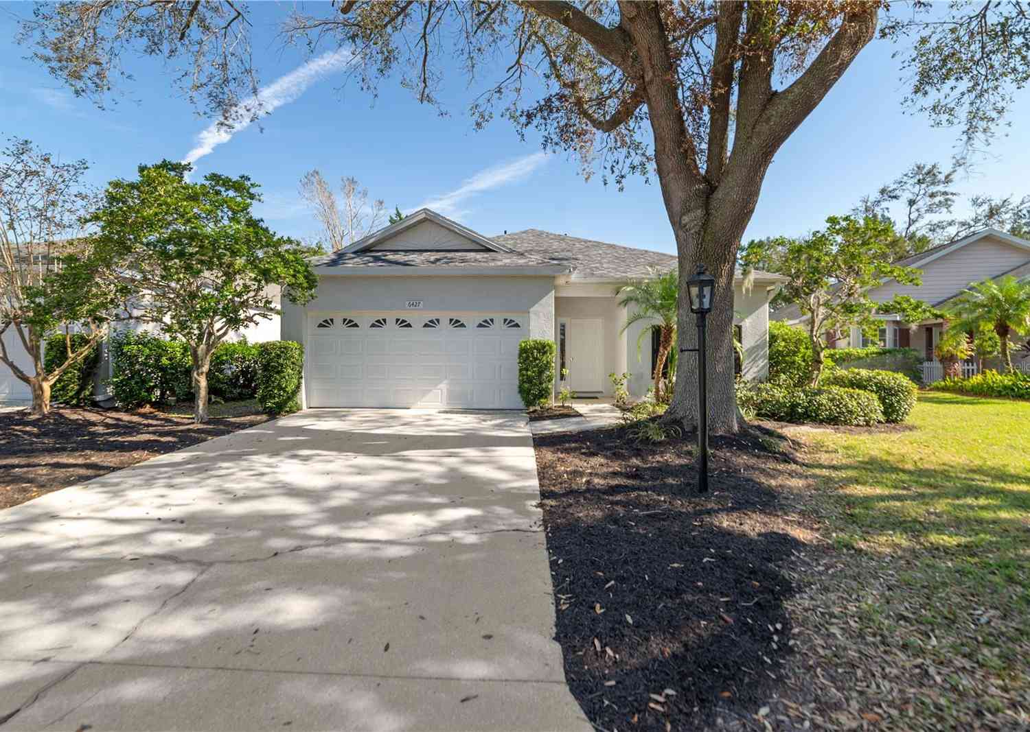 6427 Golden Leaf Court, LAKEWOOD RANCH, Florida image 1