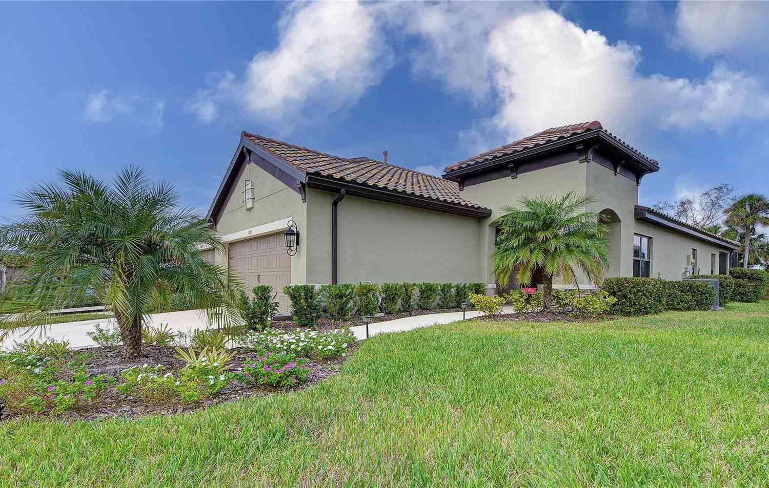 228 Sarezzo Circle, NOKOMIS, Florida image 1