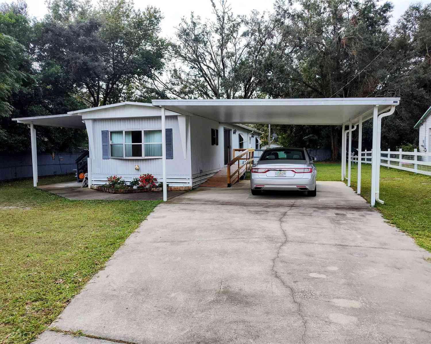 9080 SE 141st Lane, SUMMERFIELD, Florida image 3