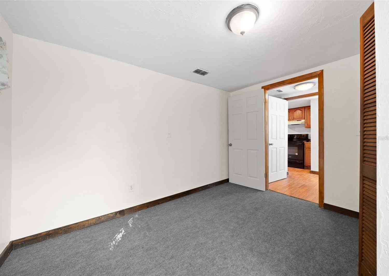 425 NW 6th Place, GAINESVILLE, Florida image 25
