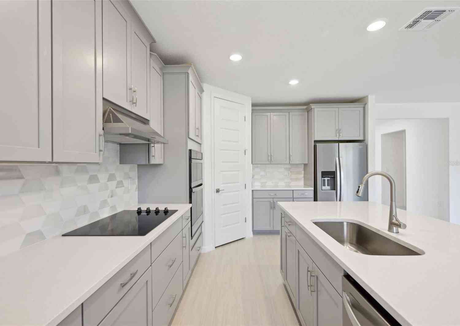 14022 Ginnie Springs Way, PARRISH, Florida image 10