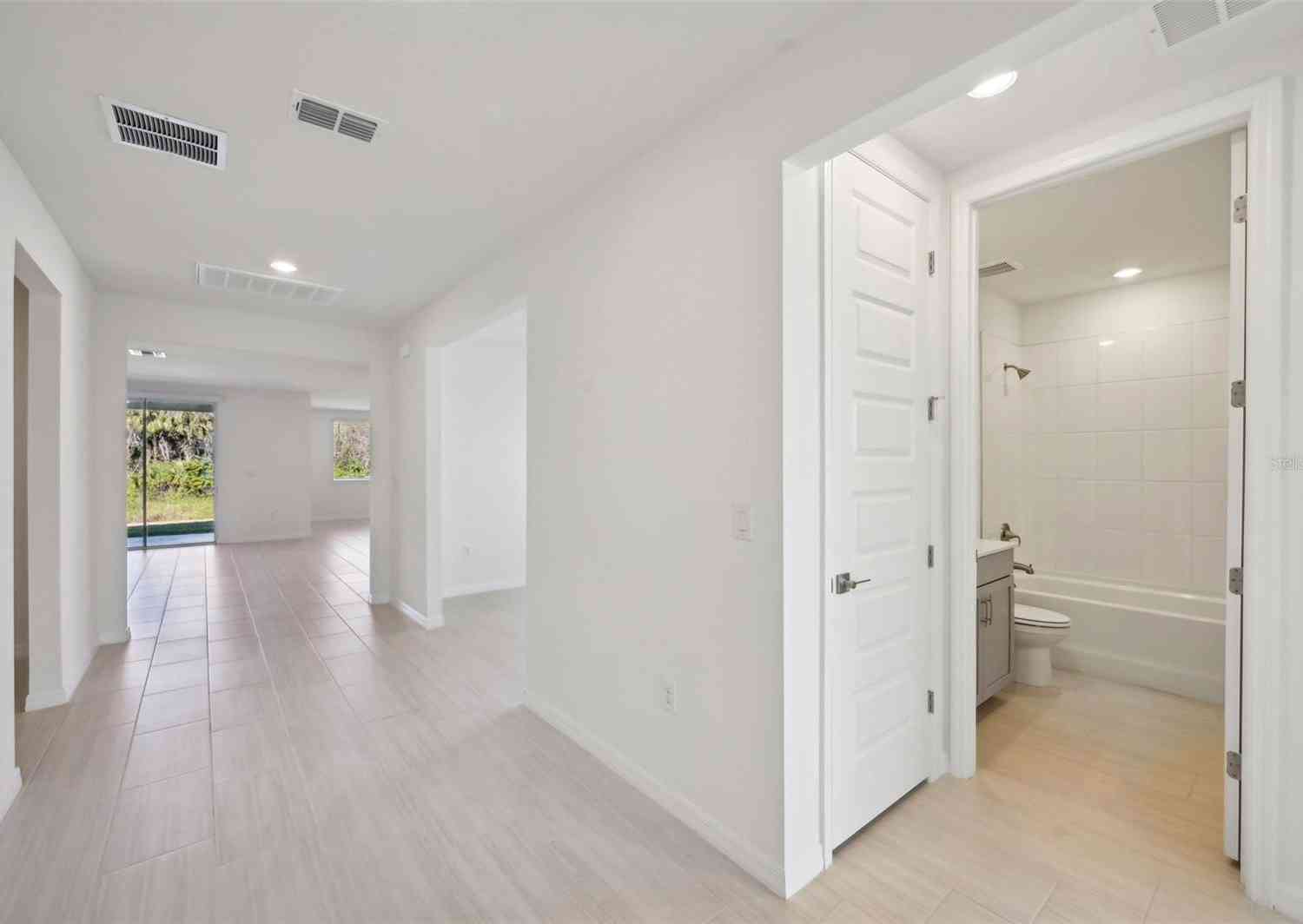14022 Ginnie Springs Way, PARRISH, Florida image 13