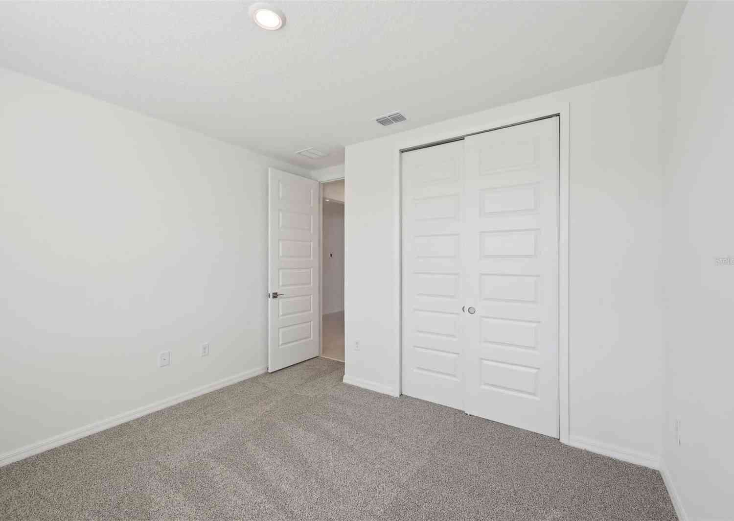 14022 Ginnie Springs Way, PARRISH, Florida image 16