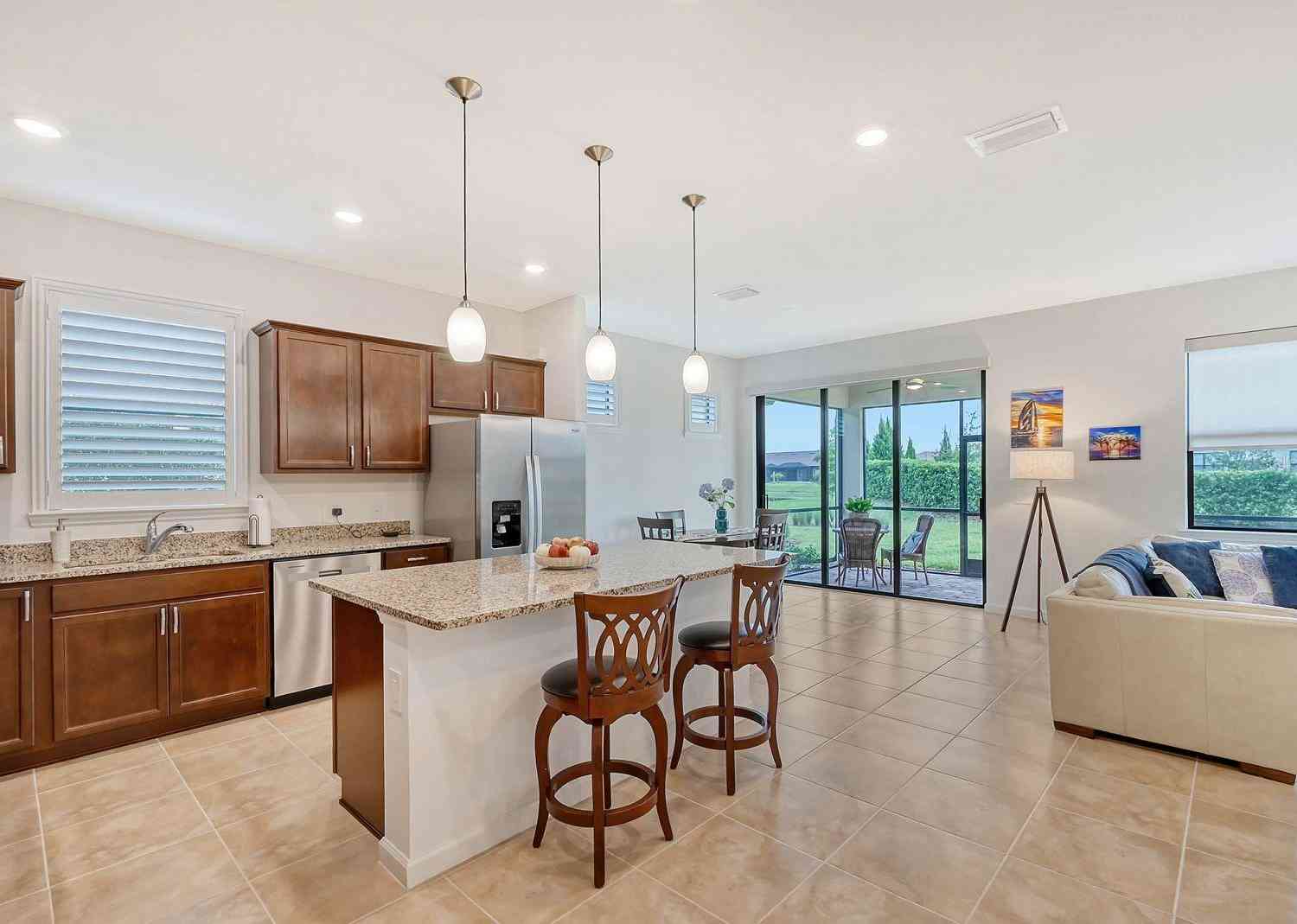 7767 Summerland Cove, LAKEWOOD RANCH, Florida image 6