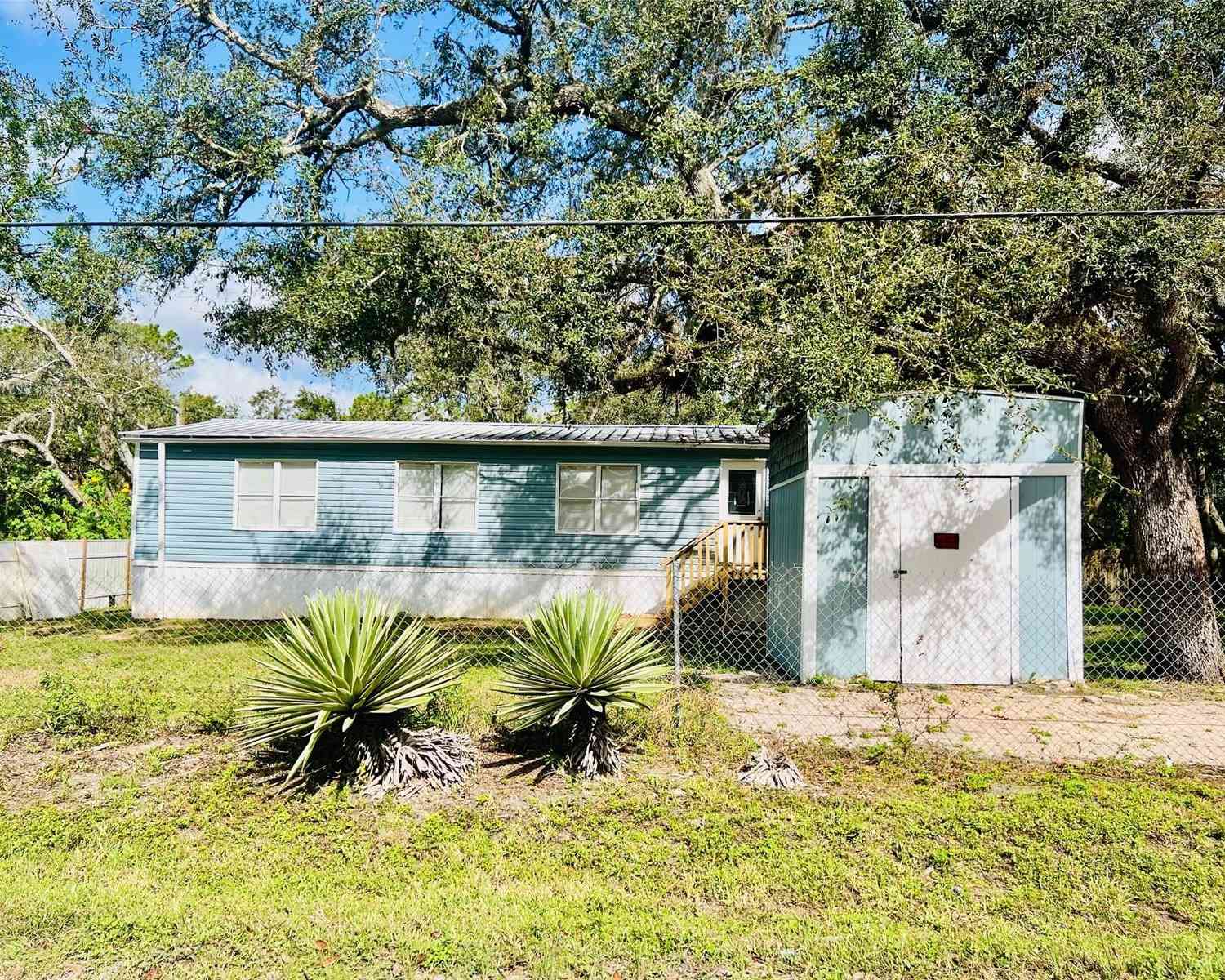 10642 Shalimar Street, New Port Richey, Florida image 32