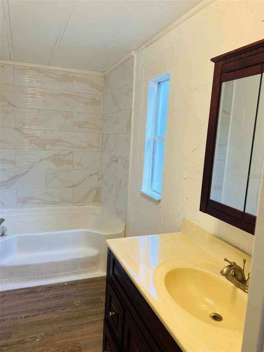 10642 Shalimar Street, New Port Richey, Florida image 19