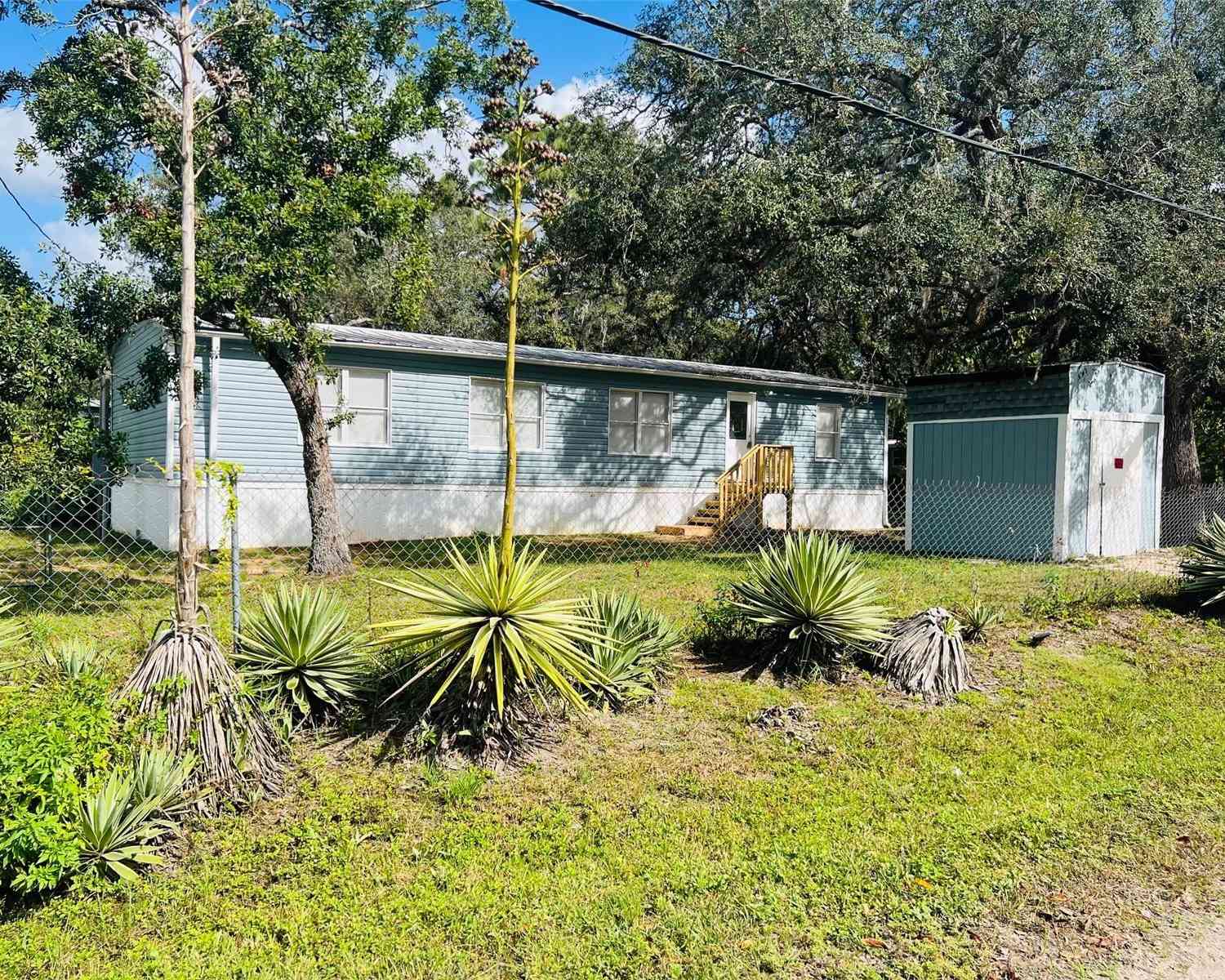 10642 Shalimar Street, New Port Richey, Florida image 24