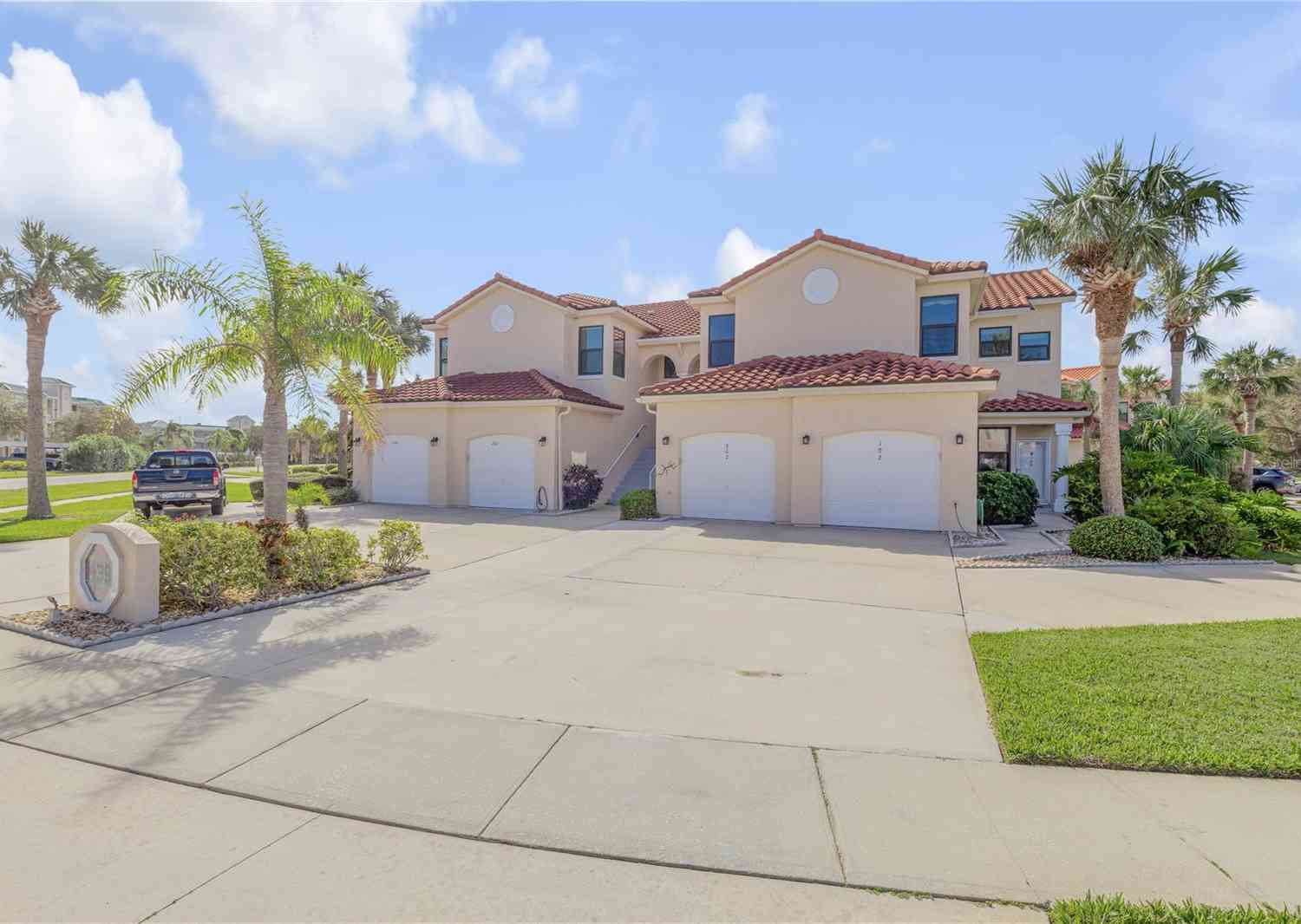 439 Bouchelle Drive #201, NEW SMYRNA BEACH, Florida image 2