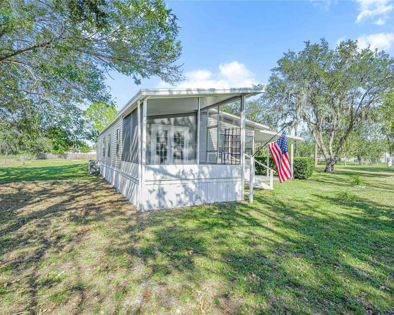 4910 Greyhound Avenue, LAKE WALES, Florida image 3