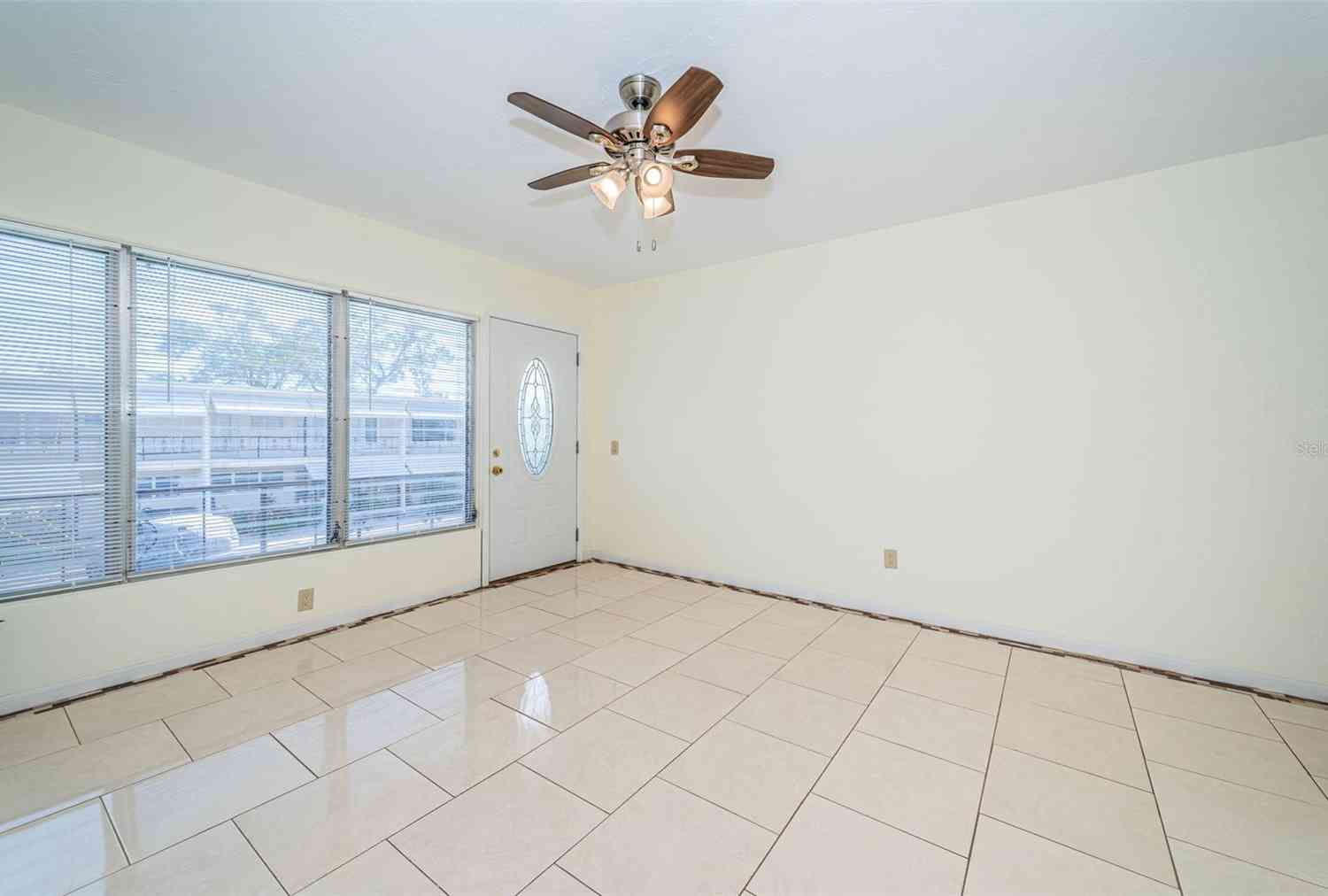 4144 56th Street #810, Kenneth City, Florida image 4