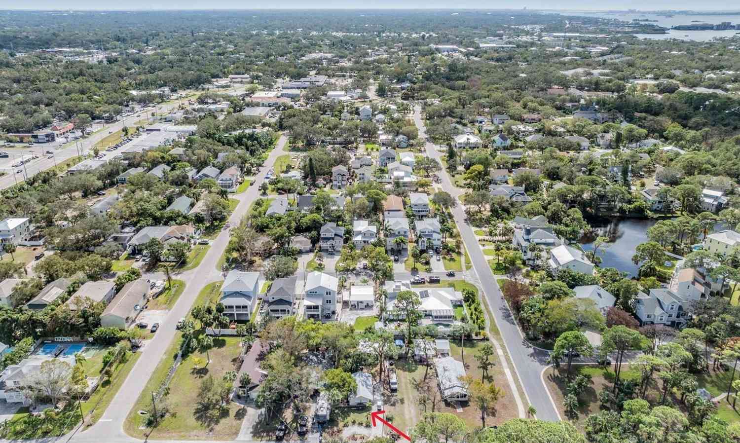 808 Georgia Avenue, PALM HARBOR, Florida image 34