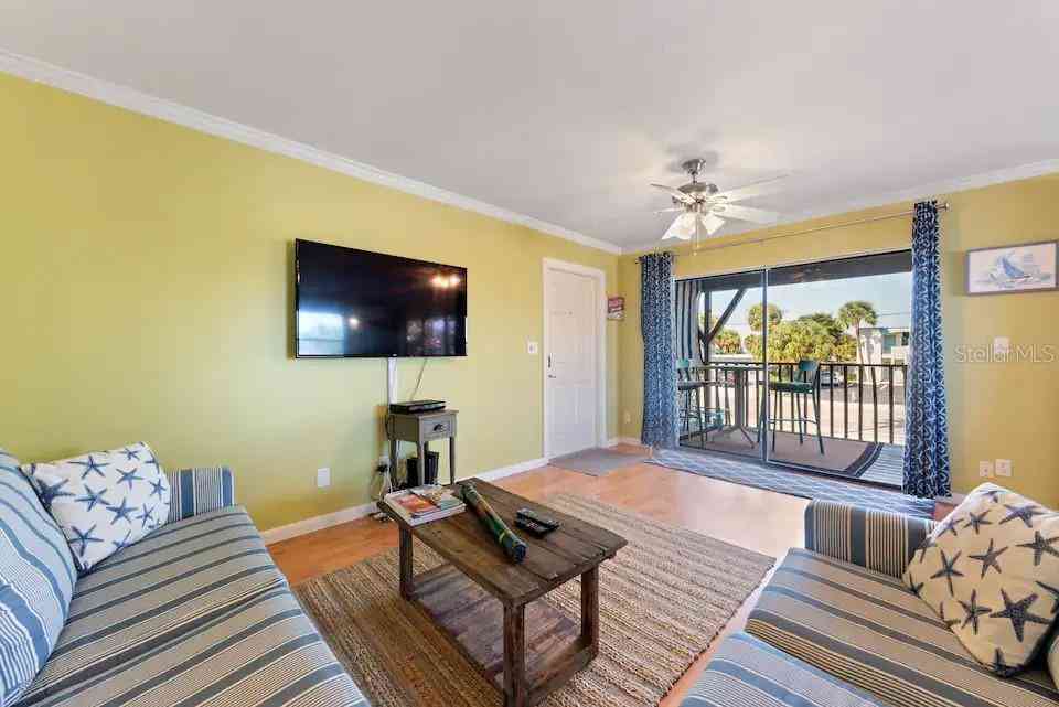 2109 Gulf Boulevard #1B, INDIAN ROCKS BEACH, Florida image 12