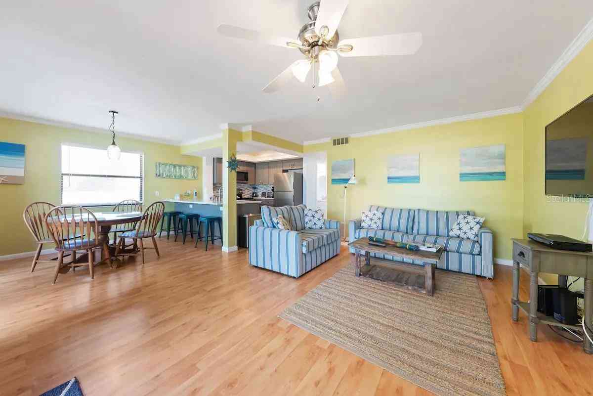 2109 Gulf Boulevard #1B, INDIAN ROCKS BEACH, Florida image 22